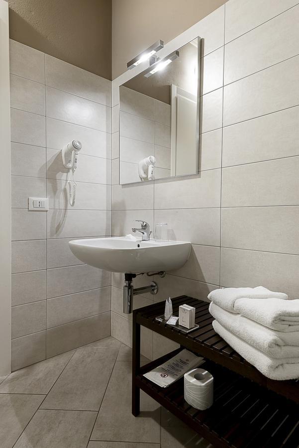 I Tigli Guest House Plasencia Exterior foto